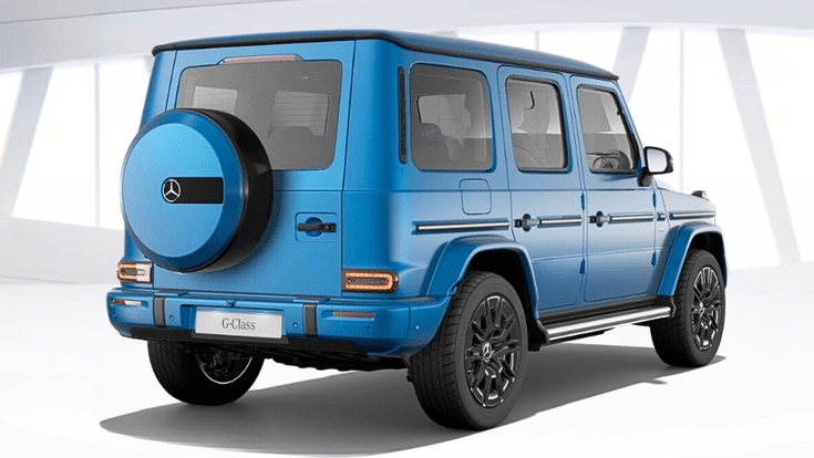 Mercedes G 580 rear quarter